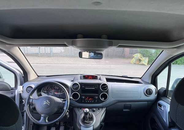 Citroen Berlingo cena 23247 przebieg: 292000, rok produkcji 2012 z Kielce małe 154